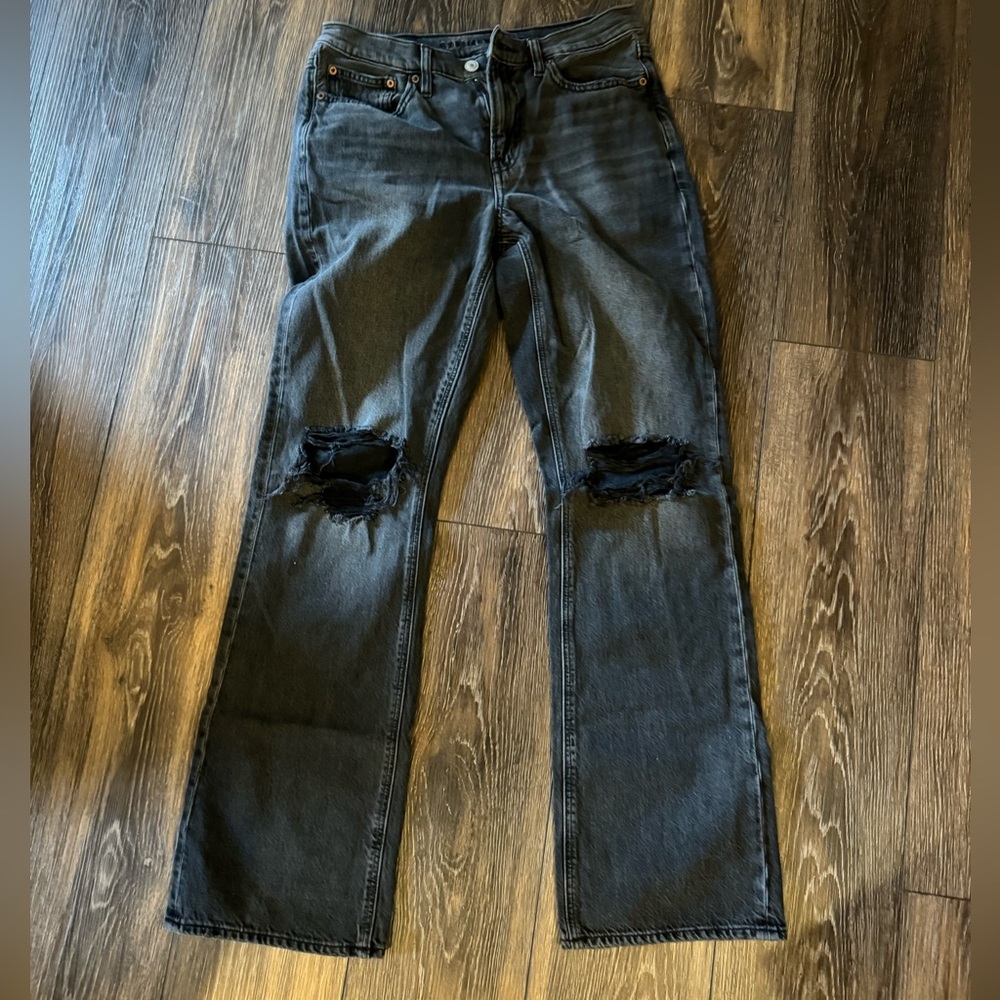 American Eagle 90’s bootcut jeans